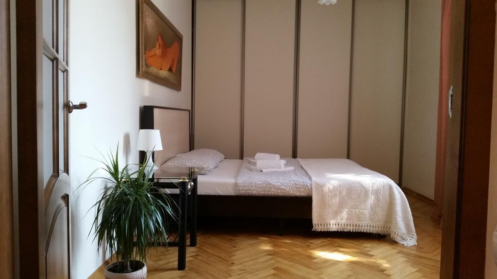 Apartment On Myasnikova 34 Minsk Exterior foto